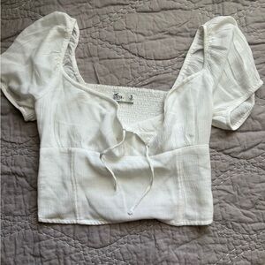 NWOT Hollister White Puff Sleeve Blouse